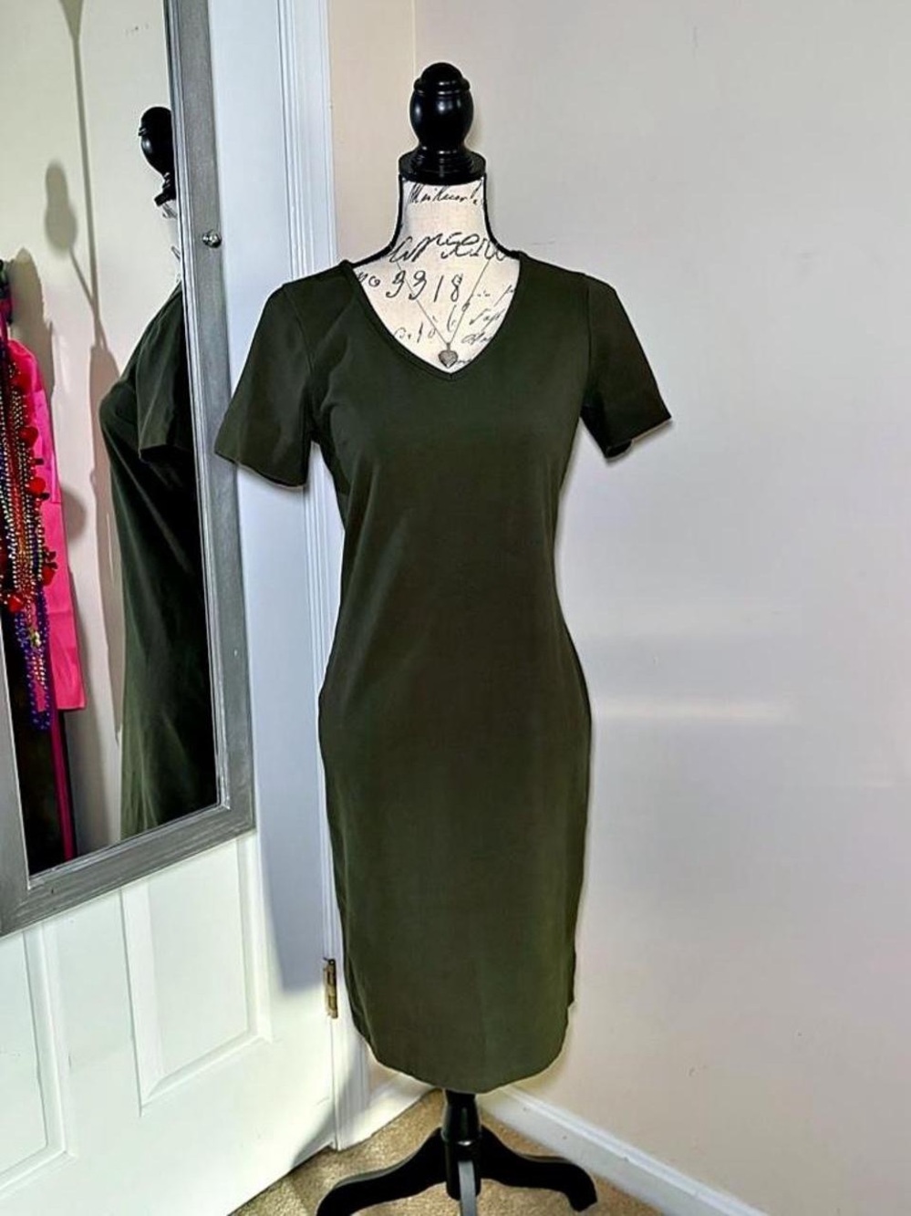 Women with Control Olive Green V-Neck Midi Sheath Dress